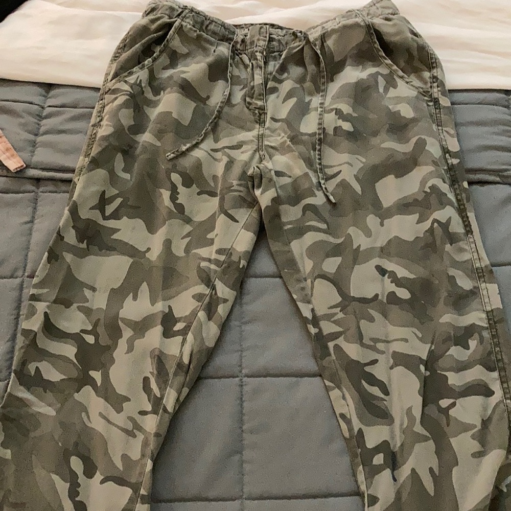 Low Waist Camo Pants